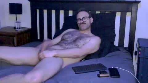 Snapshot of ric_1999 chatting on February 19, 1:18 pm Ric online show from February 19, 1:18 pm