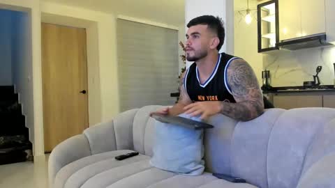 ricardogonzalez666 online show from January 10, 10:36 pm