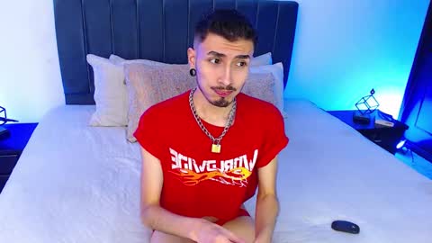 Snapshot of richard_carter_ chatting on February 13, 3:50 am Richard online show from February 13, 3:50 am