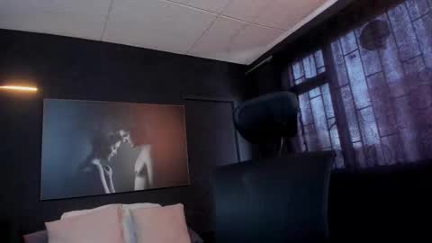 Snapshot of richard_milleer chatting on October 14, 1:45 pm Ricardo online show from October 14, 1:45 pm