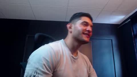 Snapshot of richard_milleer chatting on November 25, 2:17 pm Ricardo online show from November 25, 2:17 pm