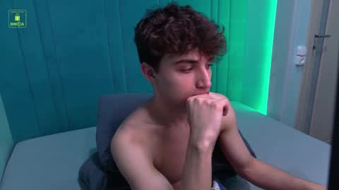 Snapshot of richard_steele_hot chatting on November 13, 3:33 pm Richard online show from November 13, 3:33 pm