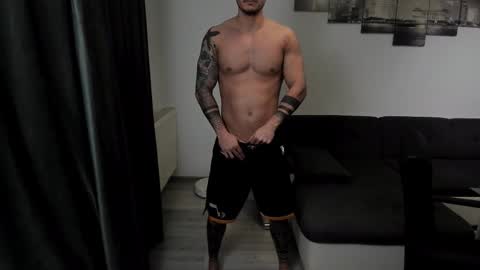 RichardDarell online show from November 6, 5:30 am