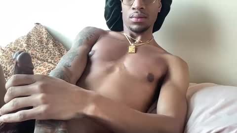 Snapshot of richchris66 chatting on February 10, 6:45 pm richchris66 online show from February 10, 6:45 pm