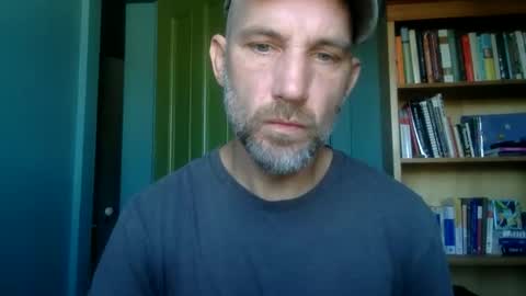 Snapshot of richheader chatting on October 28, 1:14 pm richheader online show from October 28, 1:14 pm