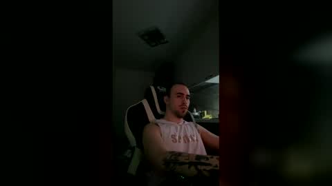 Snapshot of richiekash chatting on February 26, 4:22 am RichieKash online show from February 26, 4:22 am