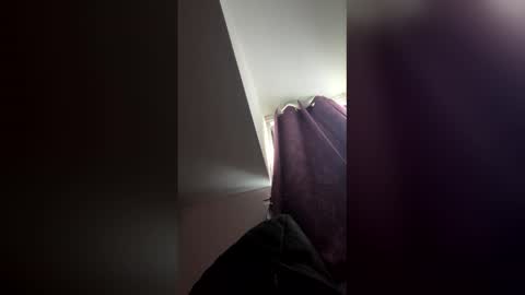 richitherichest online show from May 7, 8:42 am