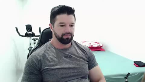 Snapshot of richrolland chatting on March 1, 8:34 am Rickseduction online show from March 1, 8:34 am