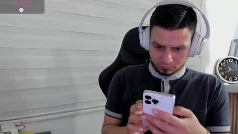 Snapshot of rick_diesel chatting on February 18, 3:35 am Rick Diesel online show from February 18, 3:35 am