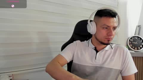 Snapshot of rick_diesel chatting on February 21, 5:41 am Rick Diesel online show from February 21, 5:41 am