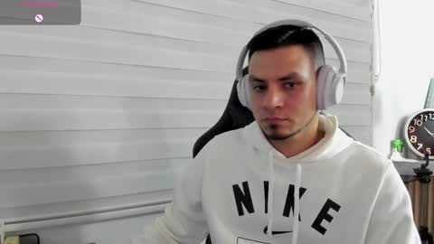 Snapshot of rick_diesel chatting on March 2, 3:09 am Rick Diesel online show from March 2, 3:09 am