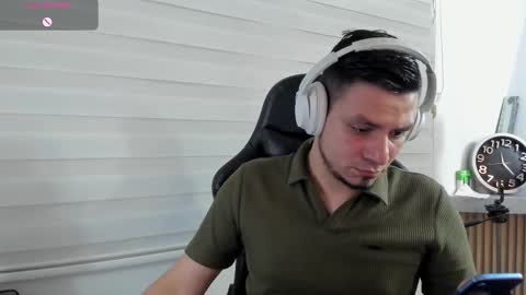 Snapshot of rick_diesel chatting on March 10, 4:06 am Rick Diesel online show from March 10, 4:06 am