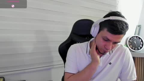 Snapshot of rick_diesel chatting on March 24, 3:55 am Rick Diesel online show from March 24, 3:55 am