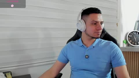 Snapshot of rick_diesel chatting on March 31, 4:24 am Rick Diesel online show from March 31, 4:24 am