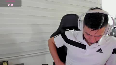 Snapshot of rick_diesel chatting on April 2, 3:26 am Rick Diesel online show from April 2, 3:26 am