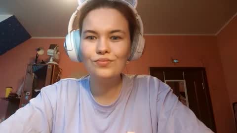 Snapshot of rickiwellman chatting on November 4, 2:16 pm Elena online show from November 4, 2:16 pm