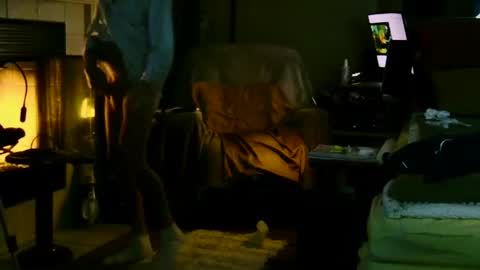 PINK HOLE TWINK online show from November 29, 7:00 am