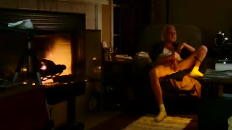 Snapshot of ricks4fun chatting on February 26, 7:07 am PINK HOLE TWINK online show from February 26, 7:07 am