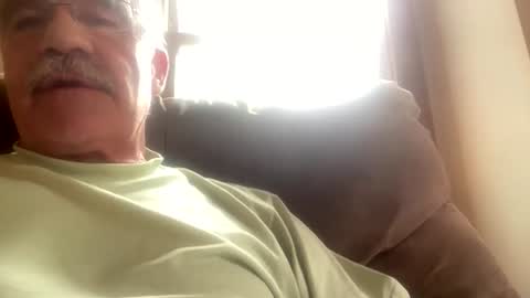 Snapshot of rickwant chatting on May 24, 2:11 pm rickwant online show from May 24, 2:11 pm