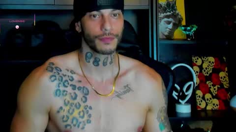 Snapshot of ricky_santos_ chatting on September 19, 12:45 am ricky_santos_ online show from September 19, 12:45 am