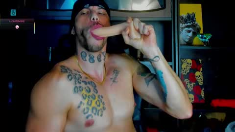 Snapshot of ricky_santos_ chatting on September 22, 11:07 pm ricky_santos_ online show from September 22, 11:07 pm