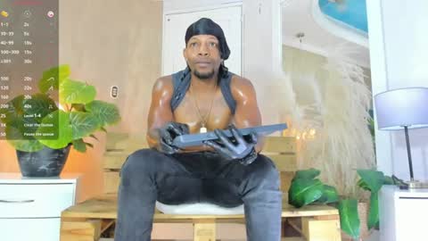 Snapshot of ricobrown777 chatting on July 11, 3:53 am RicoBrowm online show from July 11, 3:53 am