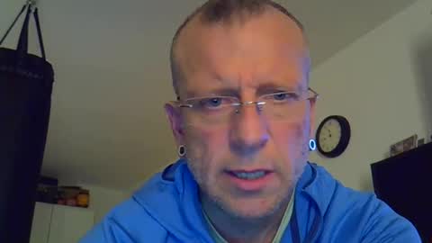 ricogumpi online show from May 17, 9:44 pm