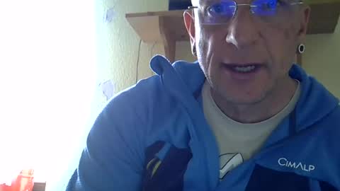 ricogumpi online show from June 16, 10:51 am