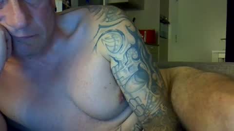 Snapshot of ricogumpi chatting on July 3, 1:34 am ricogumpi online show from July 3, 1:34 am