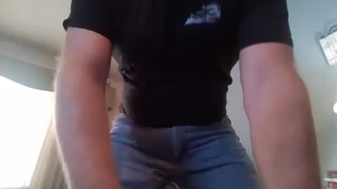 Snapshot of ridemypogostickk2 chatting on January 8, 6:31 pm ridemypogostickk2 online show from January 8, 6:31 pm