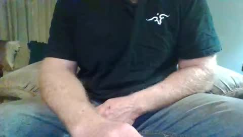 Snapshot of ridemypogostickk2 chatting on April 26, 5:38 am ridemypogostickk2 online show from April 26, 5:38 am