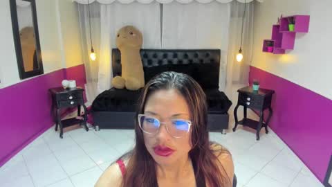 Rihana  online show from October 3, 10:23 am