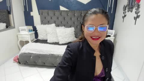 Rihana  online show from October 5, 10:35 am