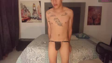riichard_bigcock online show from October 6, 7:44 pm
