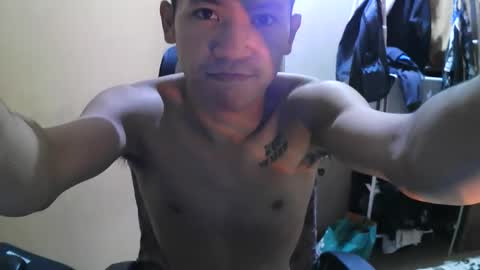 Snapshot of riiichie12 chatting on November 3, 6:31 pm riiichie12 online show from November 3, 6:31 pm