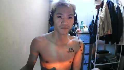 Snapshot of riiichie12 chatting on November 5, 5:02 pm riiichie12 online show from November 5, 5:02 pm