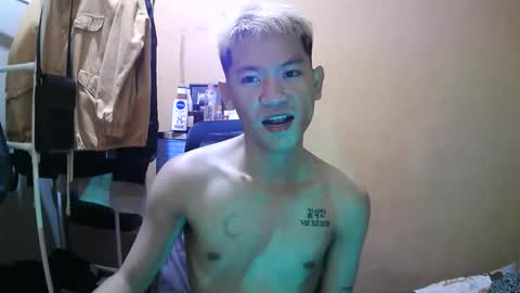 Snapshot of riiichie12 chatting on November 12, 6:08 pm riiichie12 online show from November 12, 6:08 pm