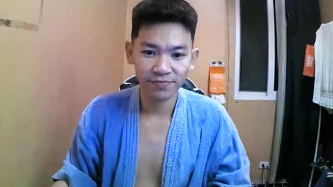 Snapshot of riiichie12 chatting on December 16, 4:23 pm riiichie12 online show from December 16, 4:23 pm