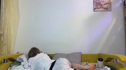 Snapshot of rik_smit chatting on June 11, 9:35 pm Rik online show from June 11, 9:35 pm