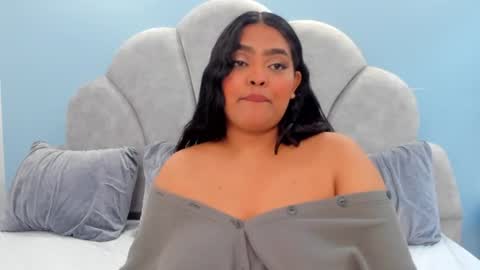 riley_dolly online show from July 19, 5:00 am