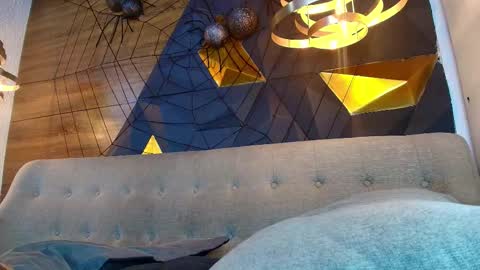 Snapshot of riley_reid_19 chatting on October 30, 8:09 pm kamila online show from October 30, 8:09 pm