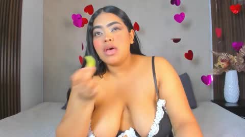 Snapshot of rileydolly chatting on February 27, 5:18 am RileyDolly online show from February 27, 5:18 am