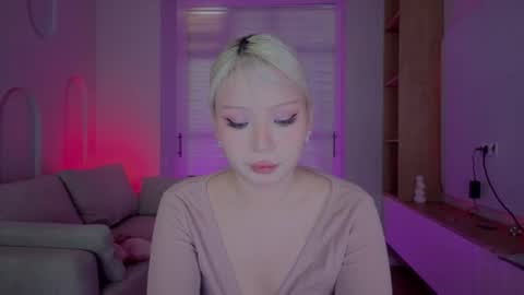 rileymee online show from September 20, 1:28 am
