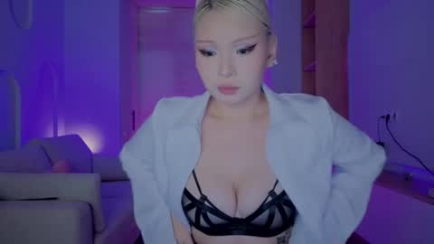 rileymee online show from September 23, 12:52 pm