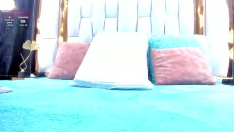 Snapshot of rileysweett chatting on October 21, 11:44 am Riley online show from October 21, 11:44 am