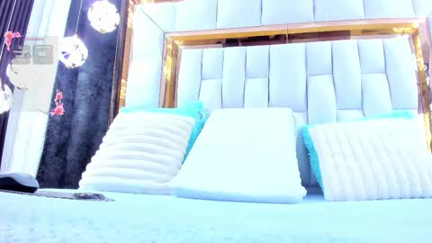 Snapshot of rileysweett chatting on February 25, 11:42 am Riley online show from February 25, 11:42 am