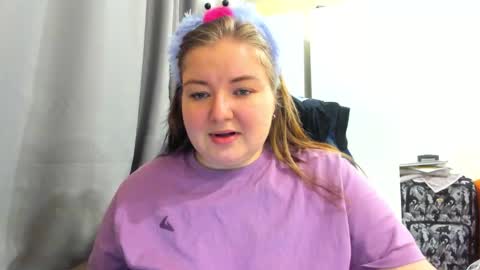 Snapshot of rina16 chatting on November 7, 5:07 am rina16 online show from November 7, 5:07 am