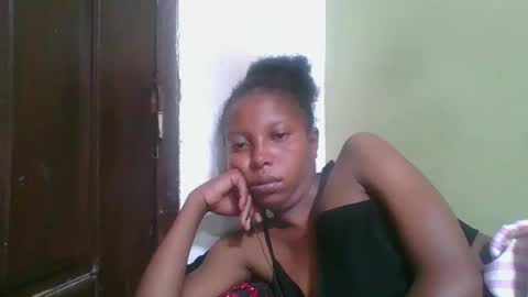 Snapshot of rinah654271 chatting on February 3, 6:22 am rinah654271 online show from February 3, 6:22 am