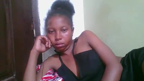 Snapshot of rinah654271 chatting on February 5, 7:02 am rinah654271 online show from February 5, 7:02 am