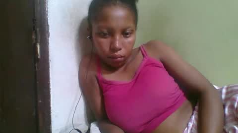 Snapshot of rinah654271 chatting on March 2, 5:19 am rinah654271 online show from March 2, 5:19 am